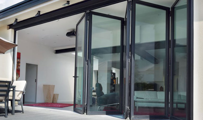 Alüminyum Doğrama Nedir? Avantajları ve Kullanım Alanları